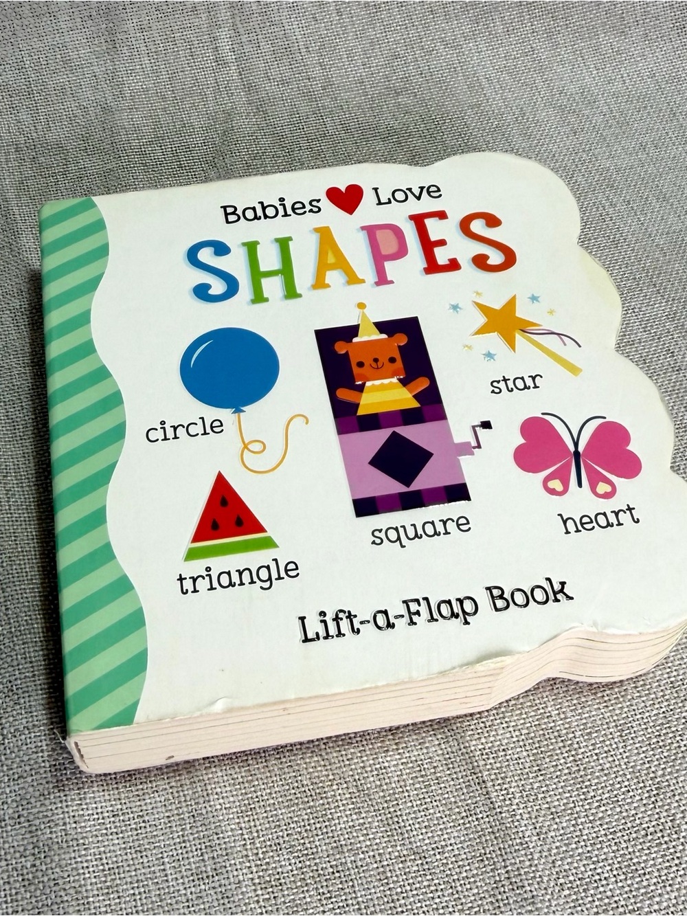 Babies Love Shapes Lift-a-Flap Board Book